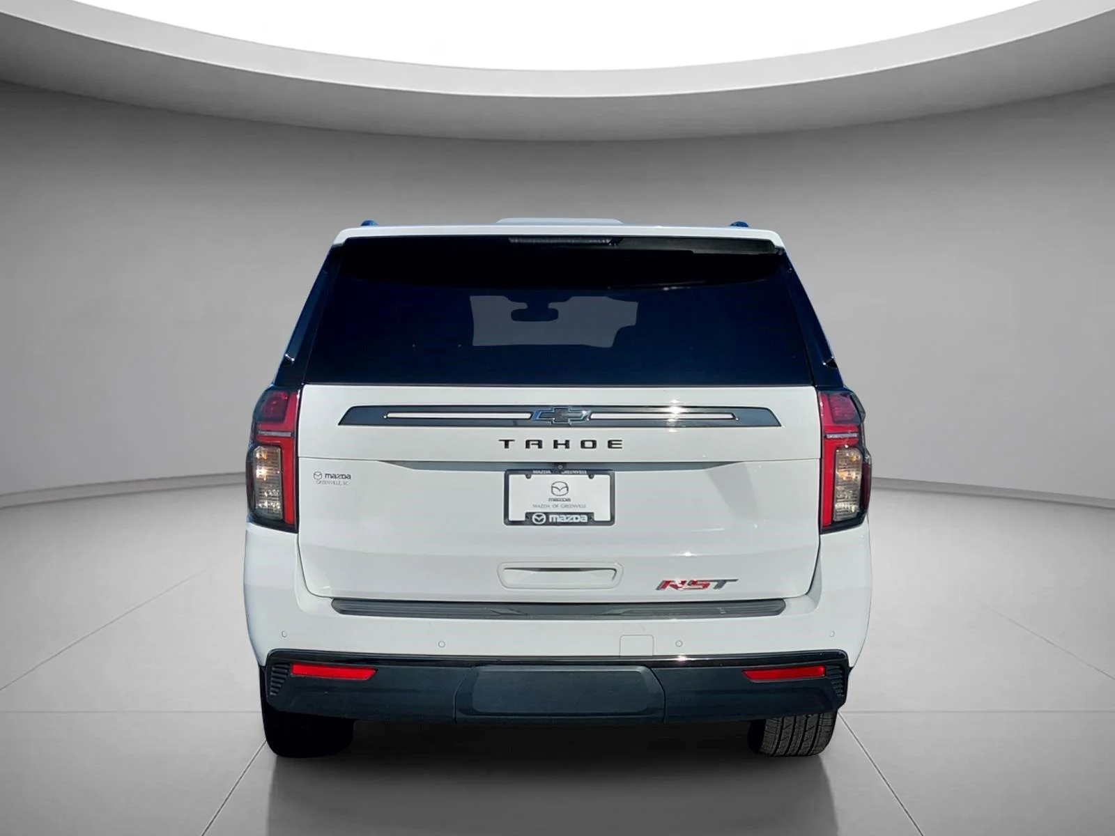 Used 2021 Summit White Chevrolet RST image 4