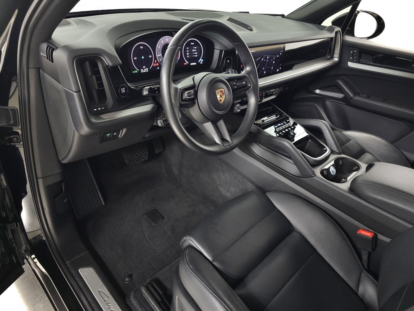 Used 2024 Black Porsche  image 15