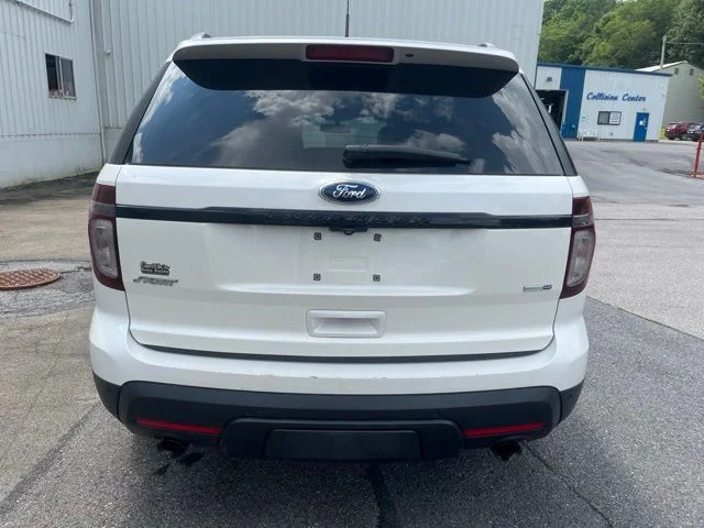 Used 2015 White Ford Sport image 7