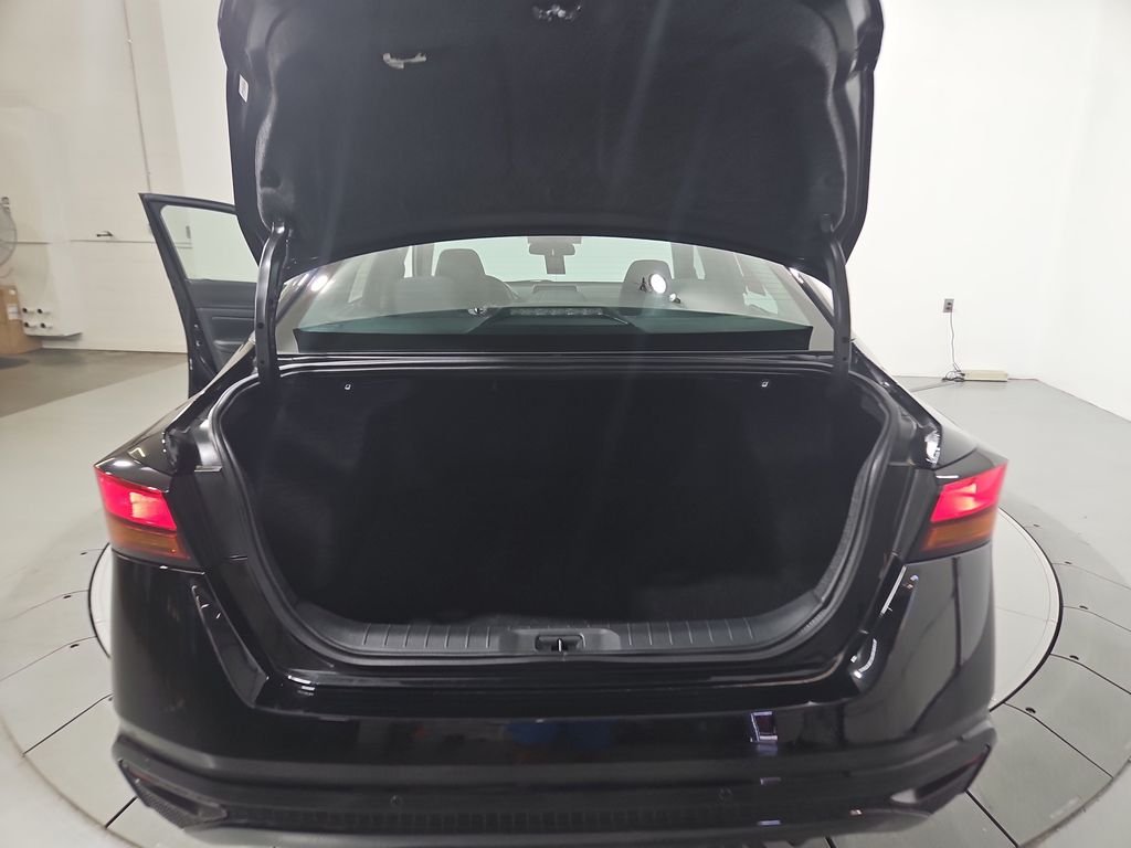 Used 2025 Black Nissan 2.5 S image 23