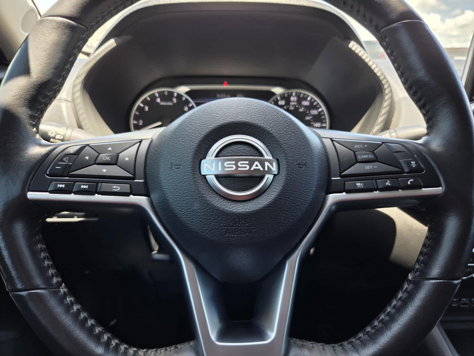 Used 2025 Super Black Nissan SV image 18