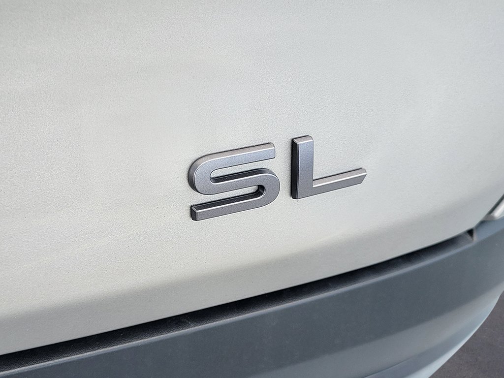 New 2026 Champagne Silver Metallic Nissan SL image 10