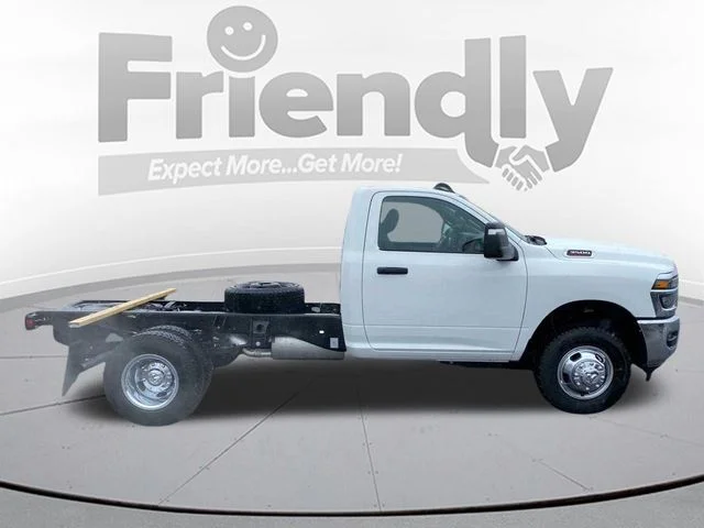 New 2026 Bright White Clear-Coat Exterior Paint RAM Tradesman image 4