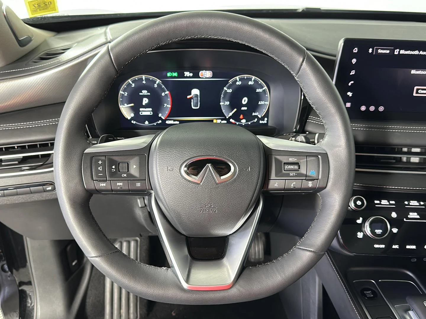 Used 2026 Mineral Black INFINITI LUXE image 13