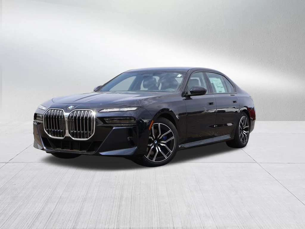 2026 BMW 7 Series 760i xDrive Sedan's photo