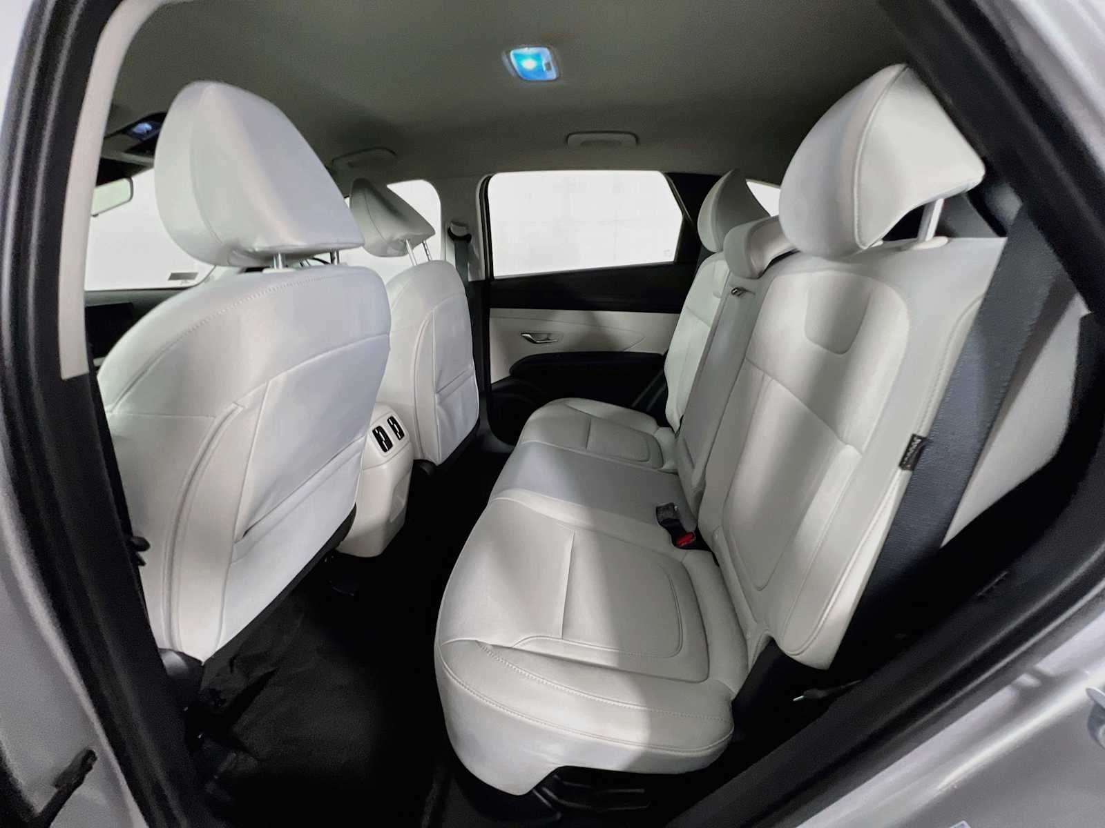Used 2026 Shimmering Silver Hyundai Blue SE image 24