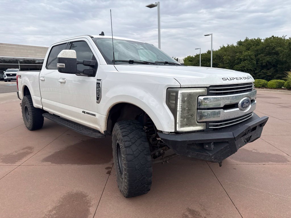 Used 2019 White Ford Lariat image 3
