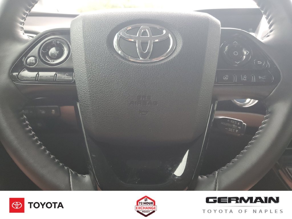 Certified Used 2022 Silver Toyota XLE image 24
