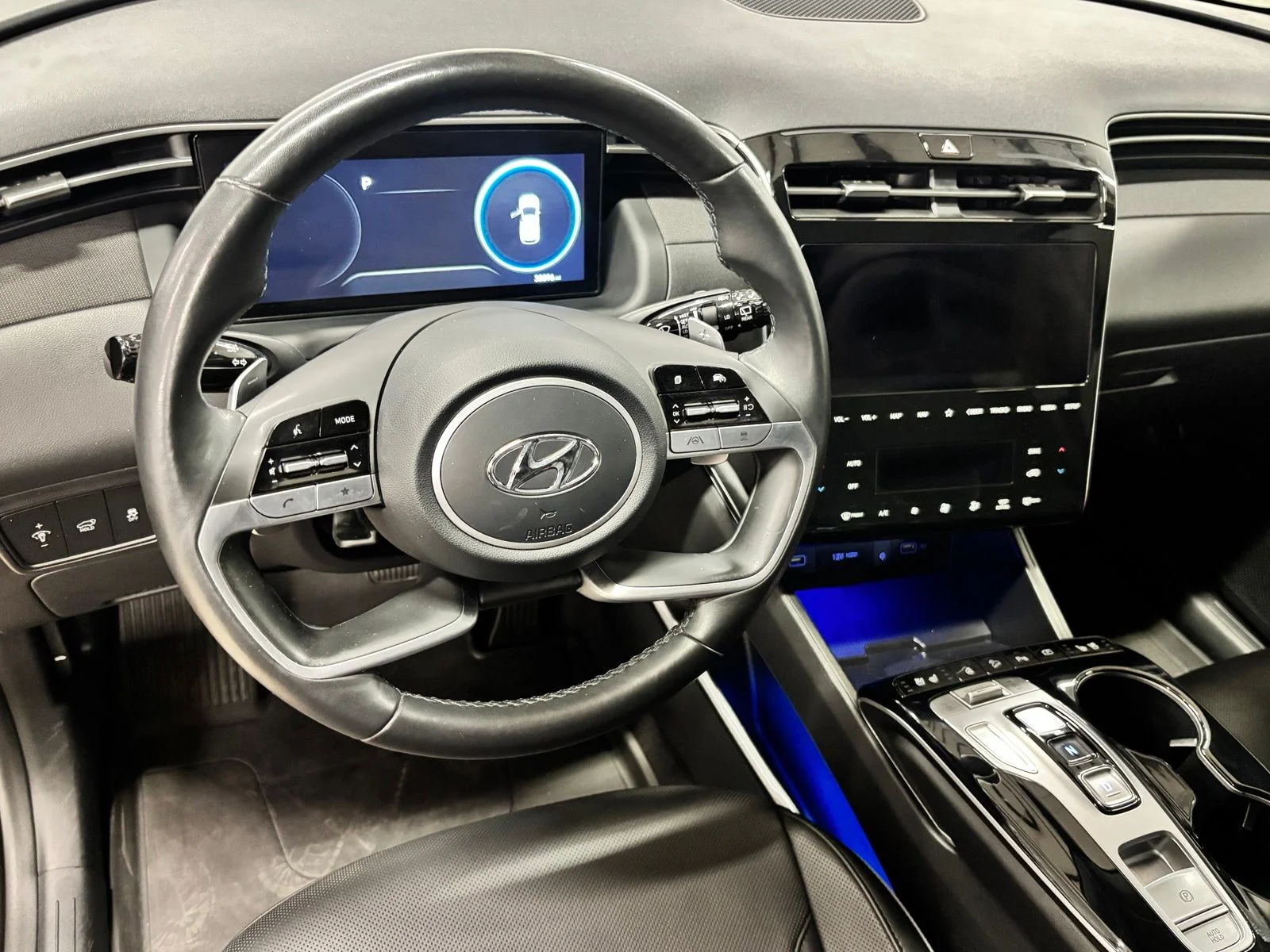 Used 2023 Black Hyundai Limited image 15