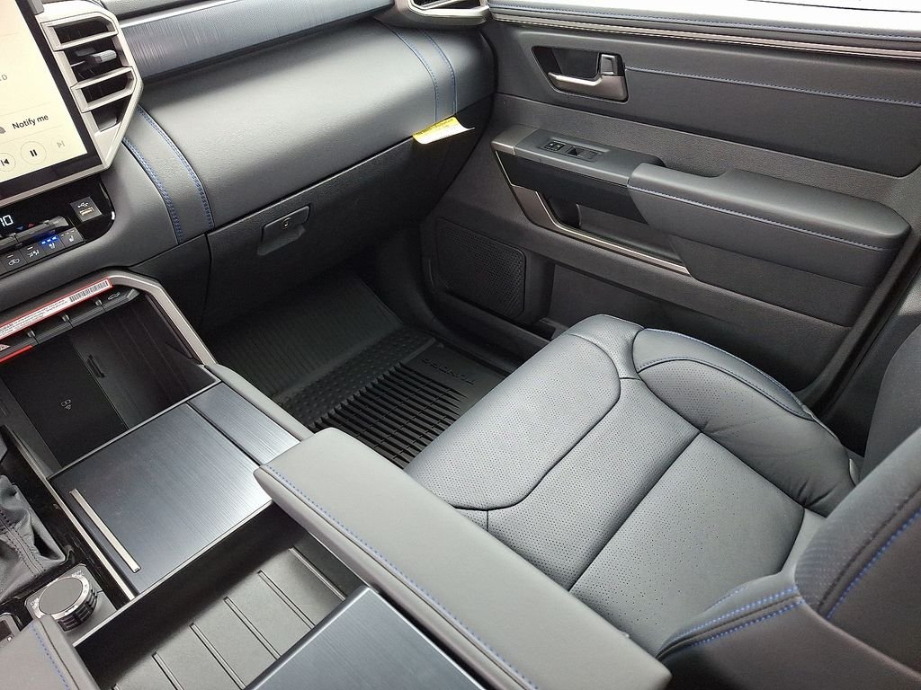 2026 Toyota Tundra Platinum - Photo 11