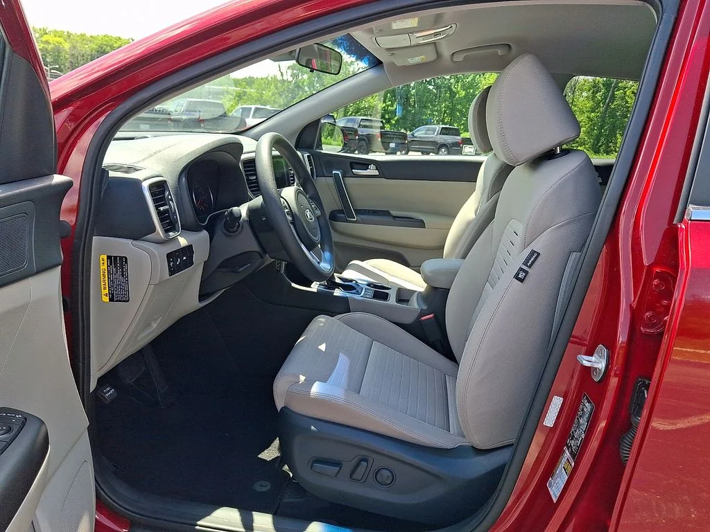 2020 Kia Sportage LX - Photo 13