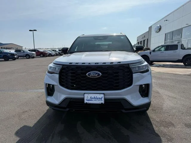 2026 Ford Explorer ST-Line - Photo 38