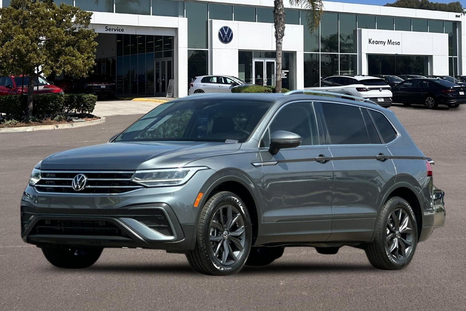 Certified Used 2023 Platinum Gray Metallic Volkswagen 2.0T SE image 8