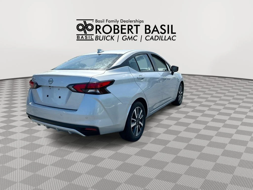 Used 2025 Silver Nissan 1.6 SV image 8