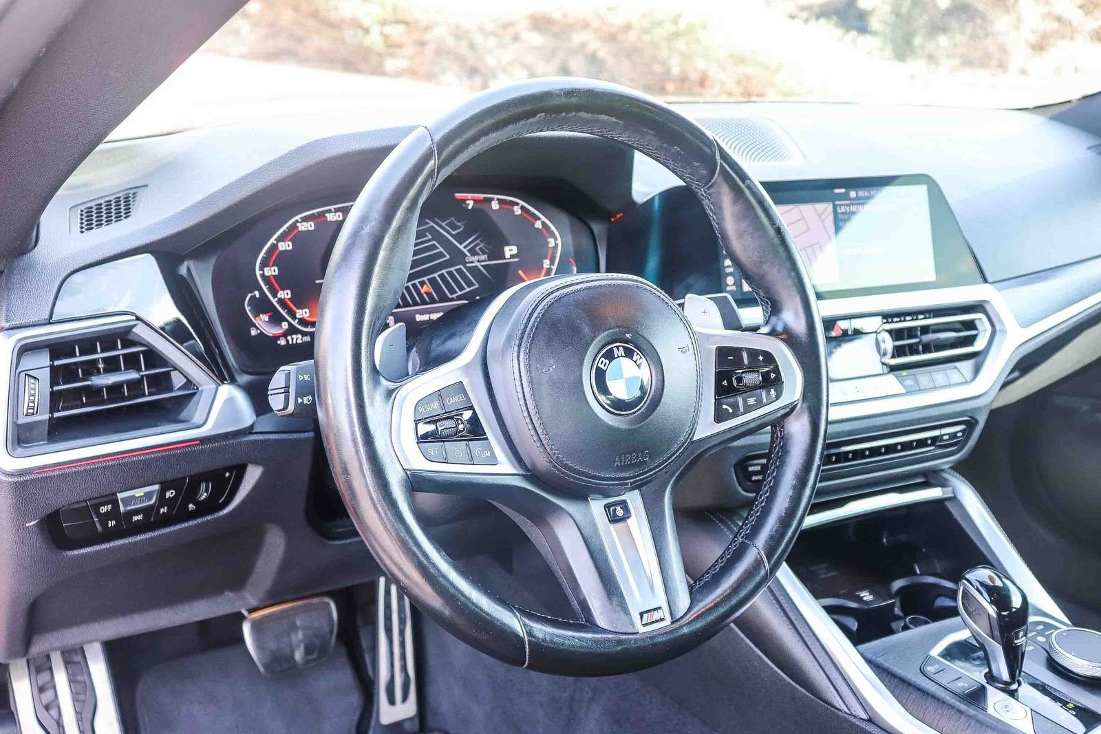 Used 2022 Aventurin Red Metallic BMW M440i xDrive image 17