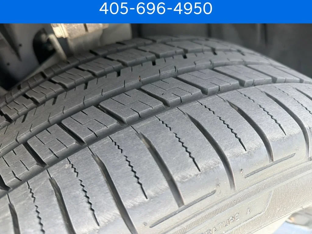 Pre-Owned 2023 Jeep Grand Cherokee Limited