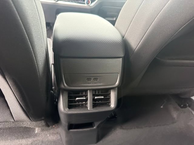 2027 Chevrolet Equinox LT - Photo 21