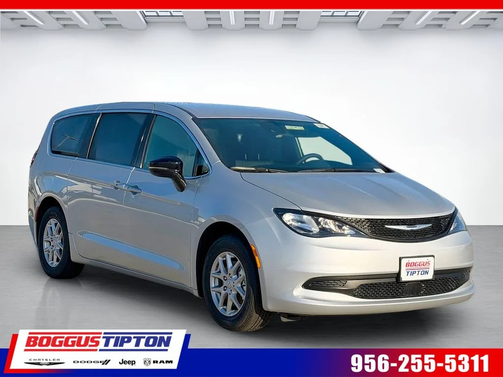 2026 Chrysler Voyager LX's photo