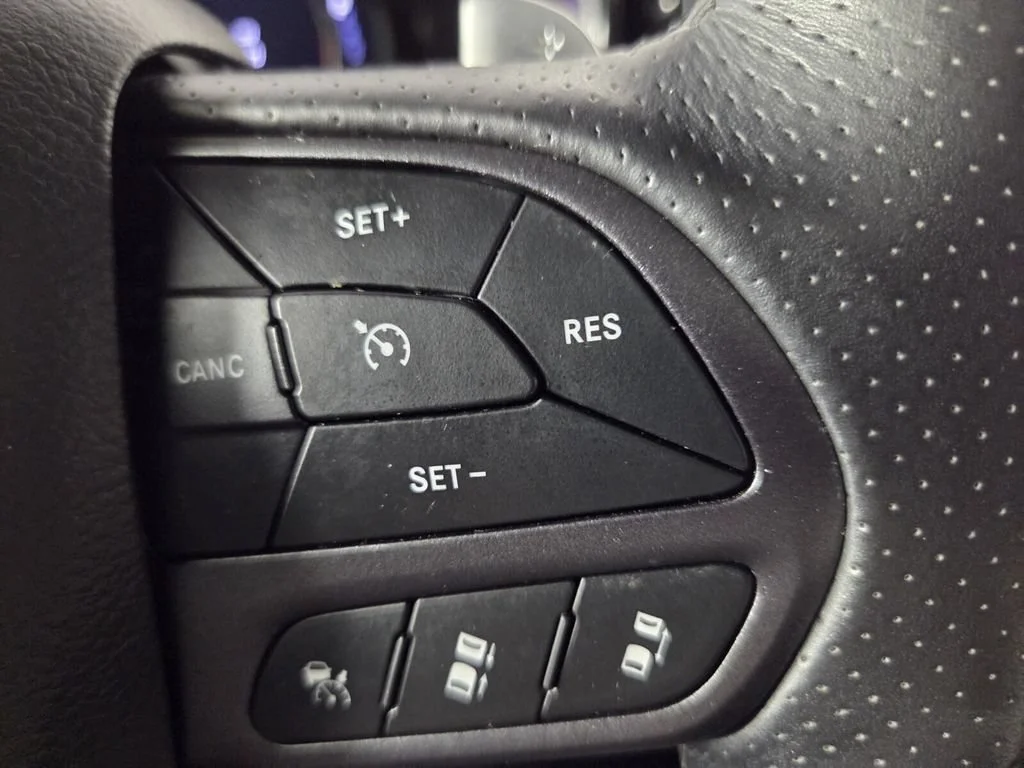 Used 2023 DB Black Clearcoat Dodge R/T Plus image 17