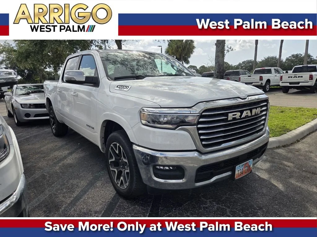 2025 RAM 1500 Laramie 4x4 Crew Cab 5'7's photo