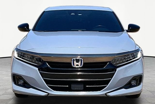 Used 2022  Honda Sport image 3