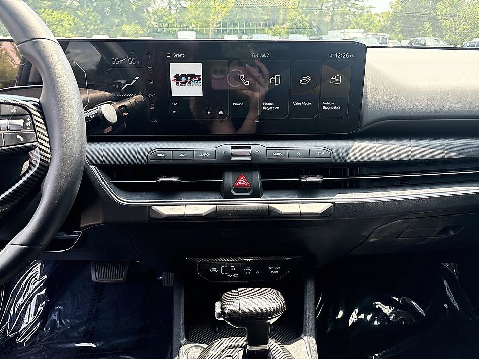 Used 2025 Interstellar Gray Kia EX image 16