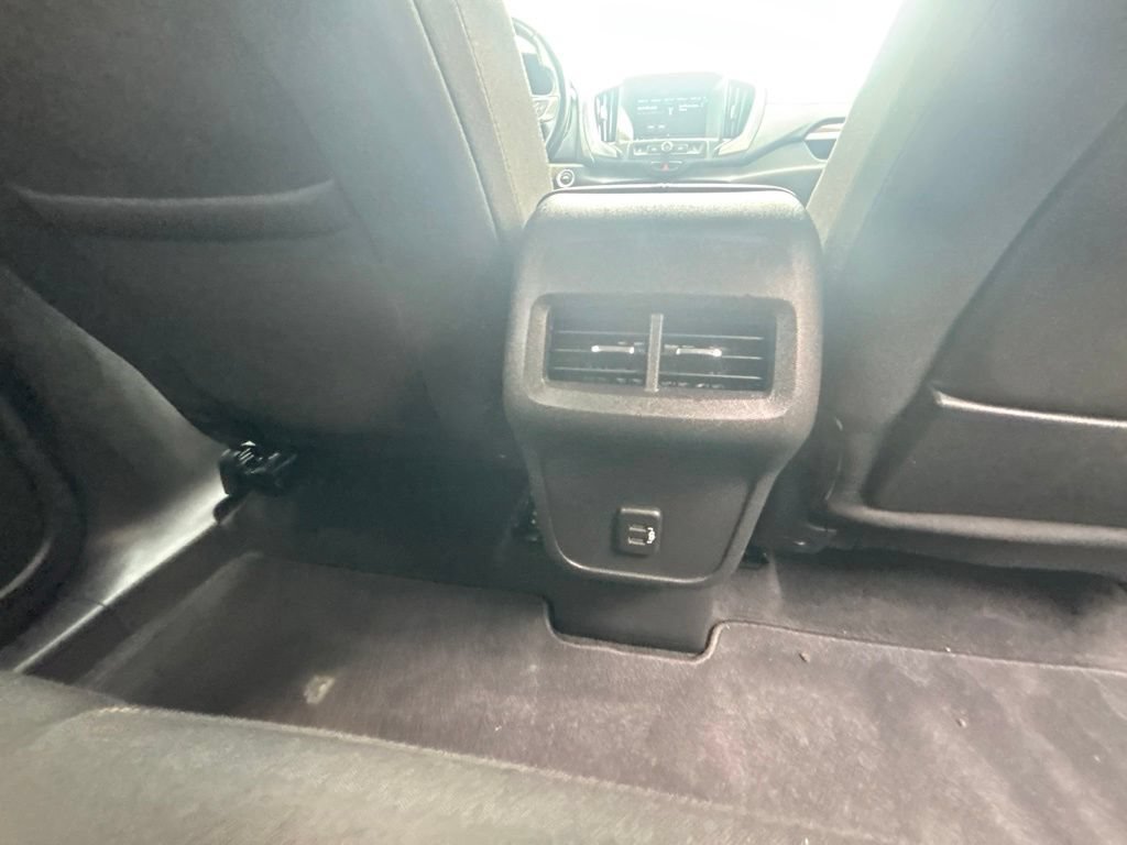 Used 2020 GRAPHITE GRAY METALLIC GMC SLE image 22