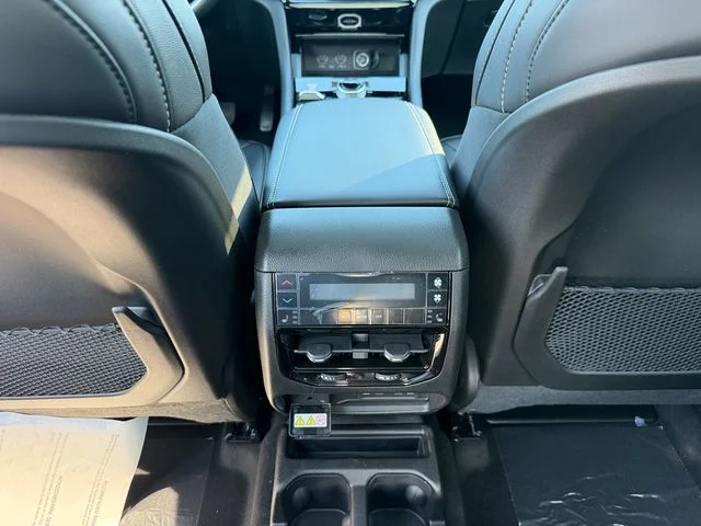 New 2026 Silver Zynith Exterior Paint Jeep Limited image 26