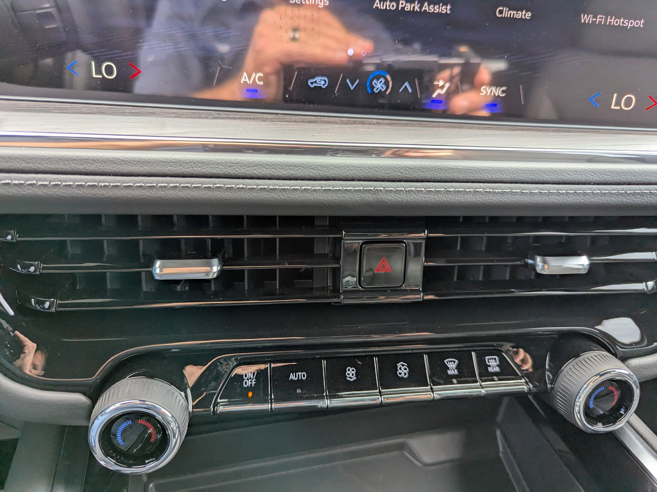 2026 Chevrolet Suburban LS - Photo 25