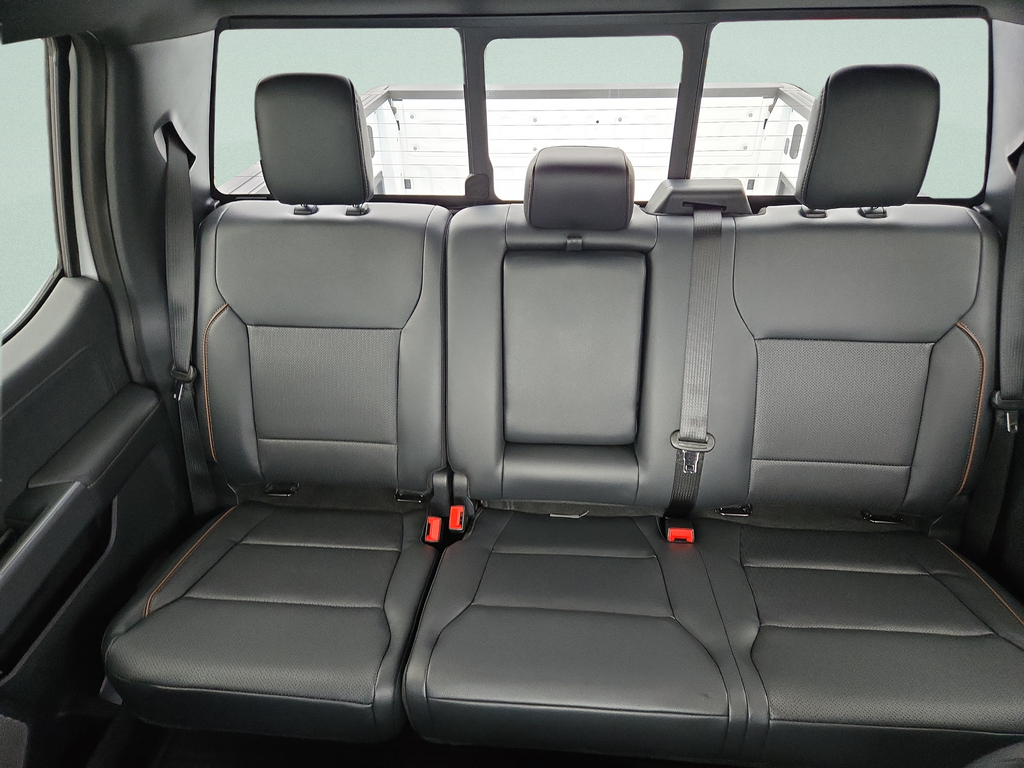New 2026 Oxford White Ford Lariat® image 27