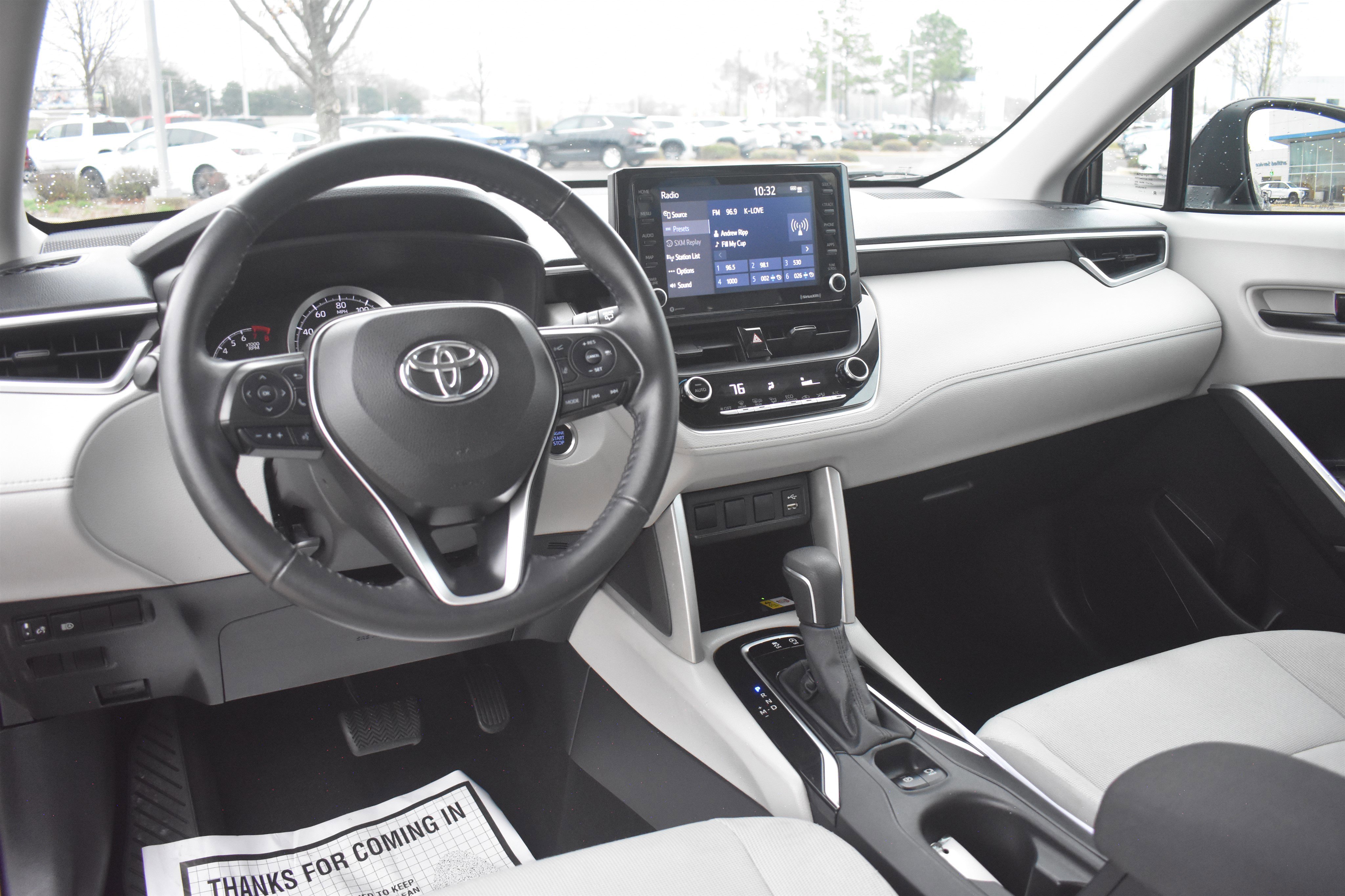 2022 Toyota Corolla Cross LE - Photo 18