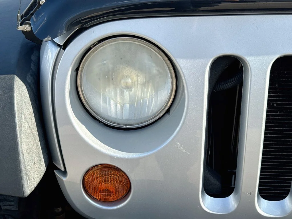 Used 2007 Silver Jeep X image 33