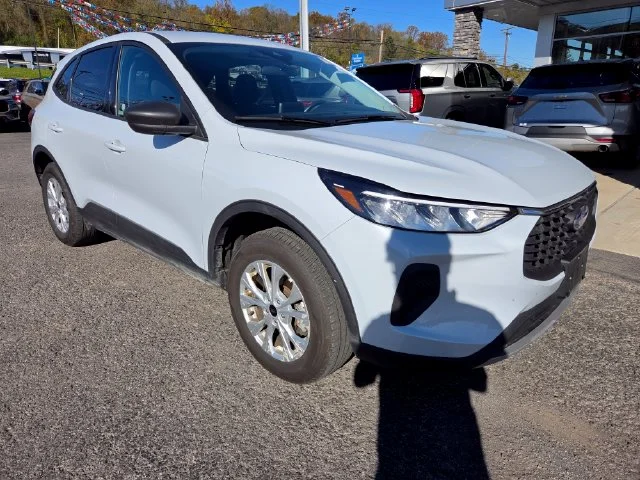 Used 2025 Silver Metallic Ford Active image 2