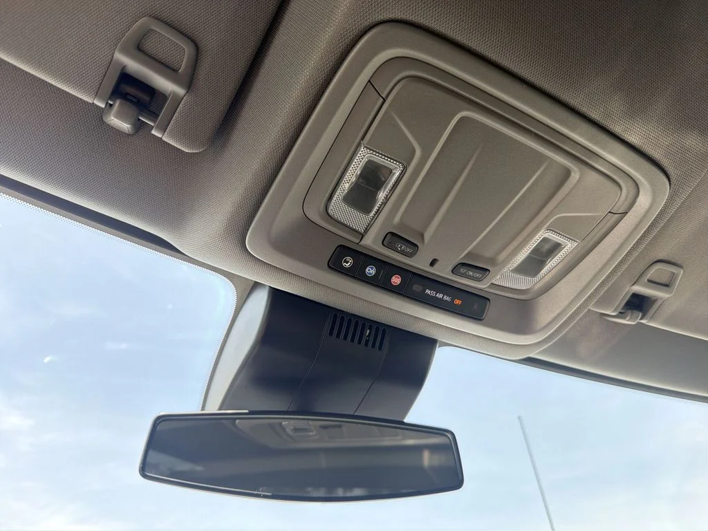 Used 2023 Brown GMC Elevation image 25