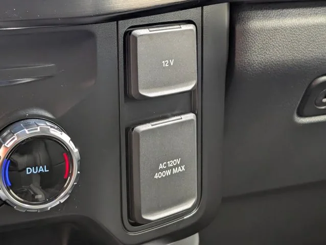 New 2026 Glacier Gray Metallic Tri-Coat Ford F-250® Lariat® image 49