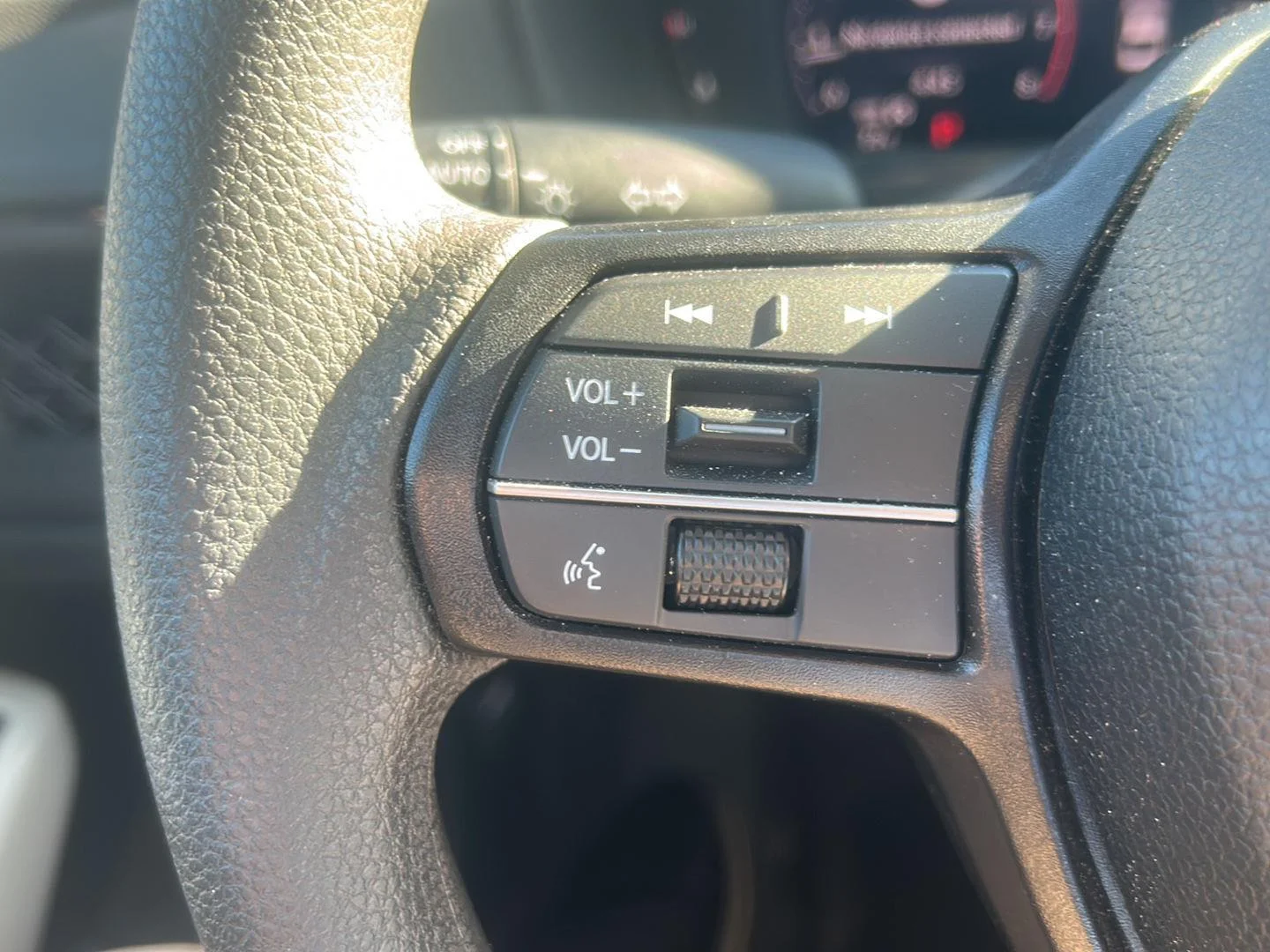 Used 2025 Radiant Red Metallic Honda LX image 11