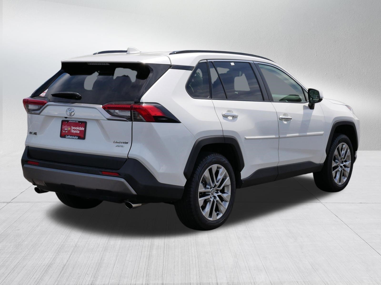 Certified Used 2020 BLIZZARD PEARL Toyota Limited image 7
