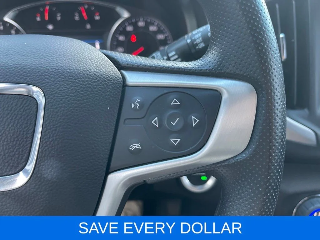 Used 2024 White GMC SLE image 19