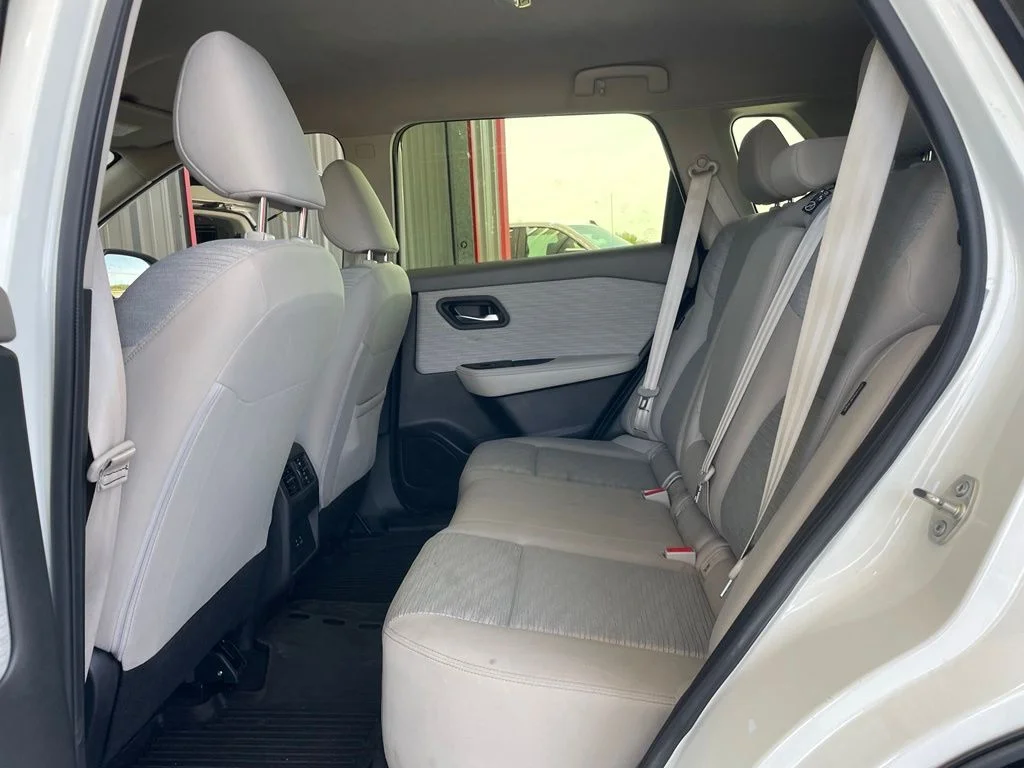 Used 2023 White Nissan SV image 16