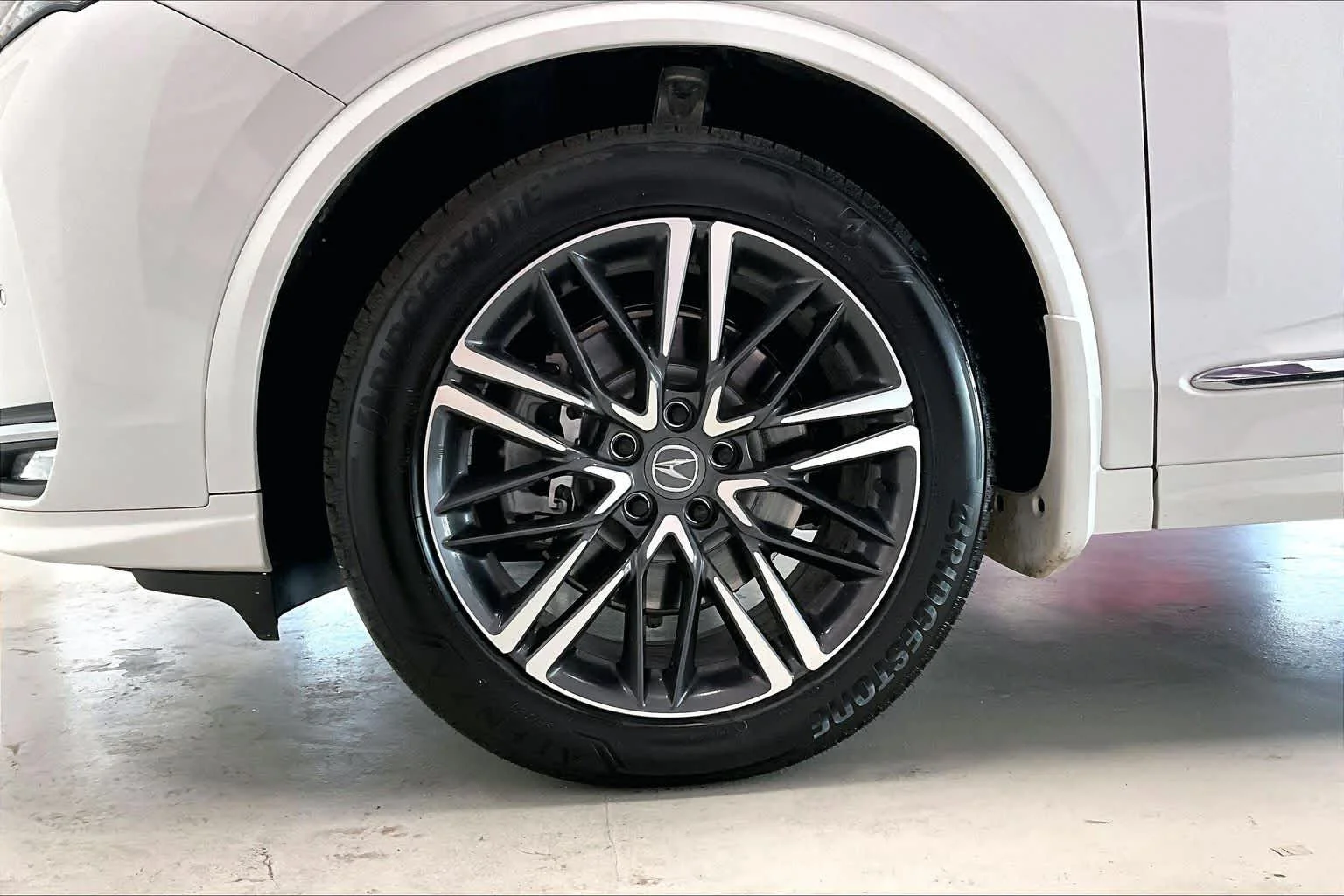 Used 2026 Platinum White Pearl Acura SH-AWD with Advance Package image 8