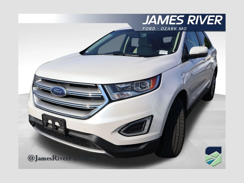 Used 2015 White Platinum Clearcoat Metallic Ford SEL image 1