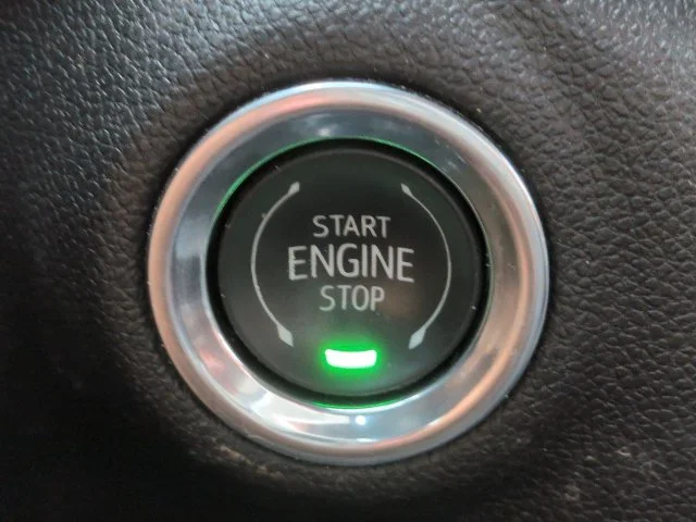 Used 2025 White Chevrolet Custom image 28