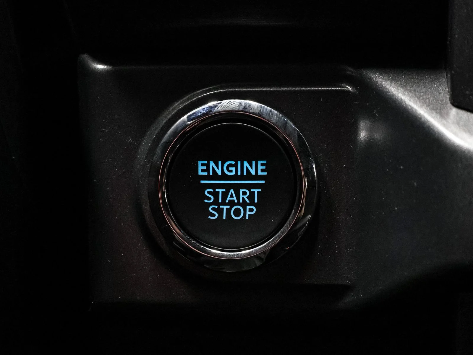 New 2026 Oxford White Ford XLT image 38