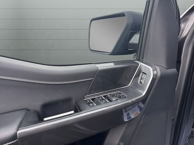 Used 2023 Gray Ford XLT image 9