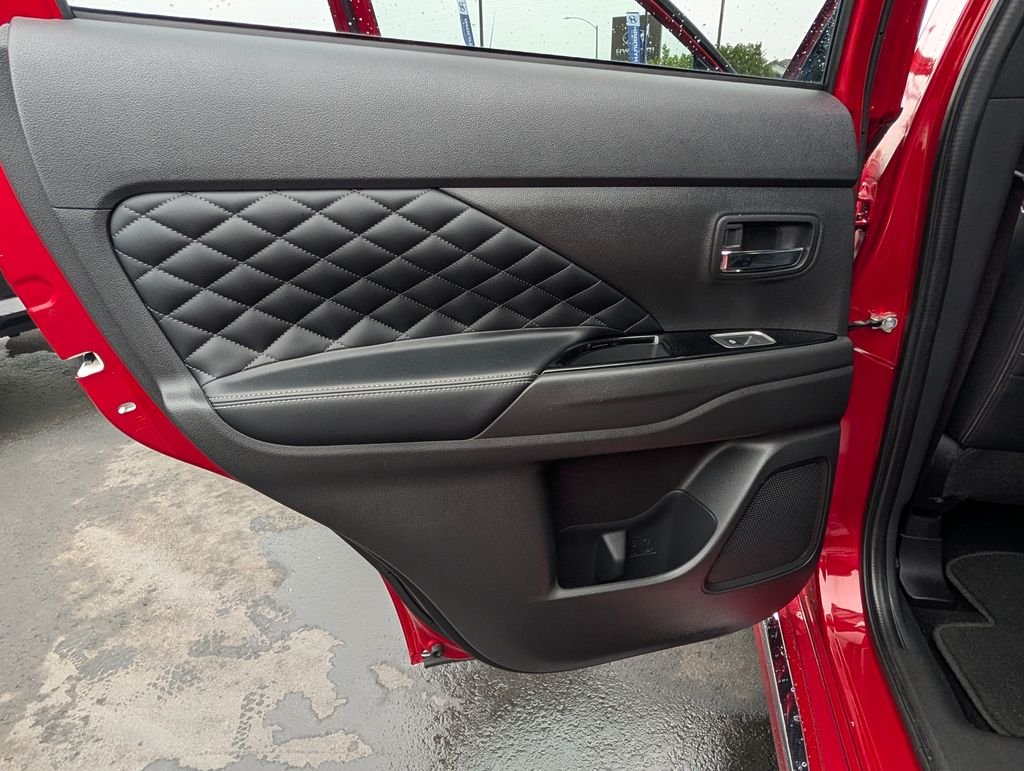 2021 Mitsubishi Outlander GT - Photo 17