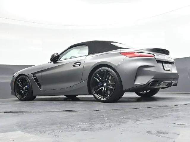 Used 2021 Gray BMW sDrive M40i image 34