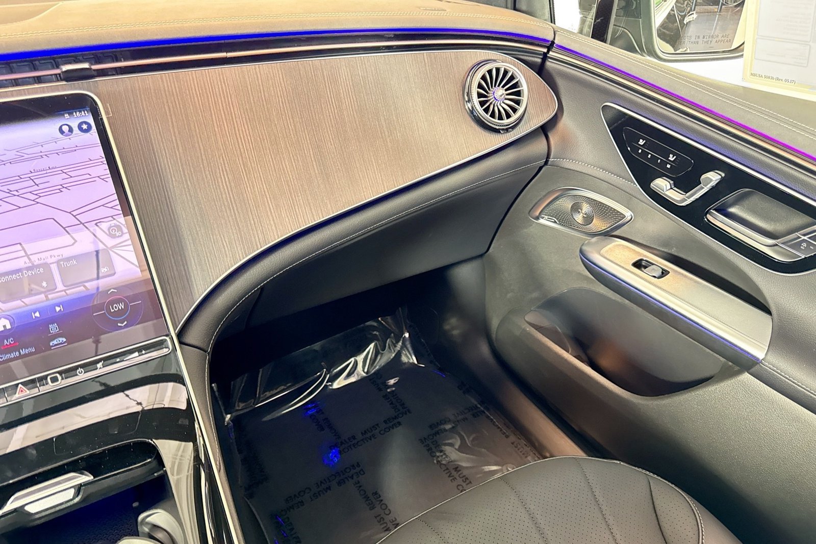 New 2026 Black Mercedes-Benz EQE 320 image 21