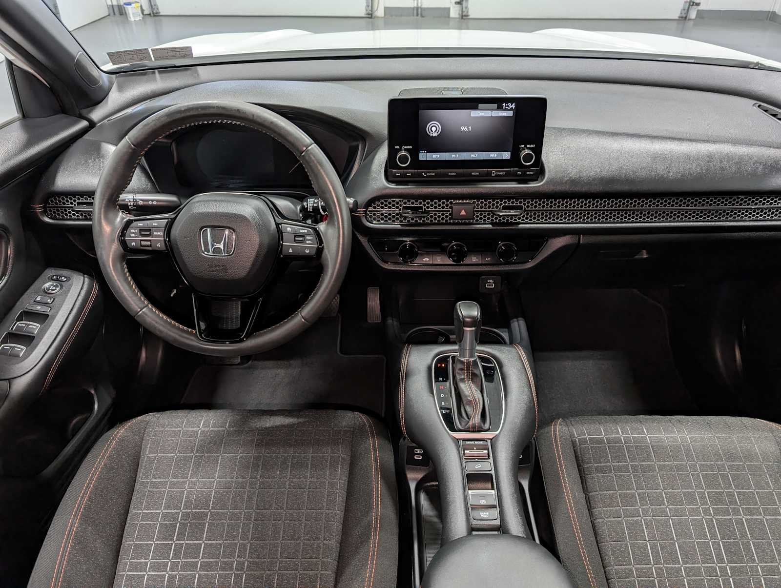 Certified Used 2024 Platinum White Pearl Honda Sport image 17