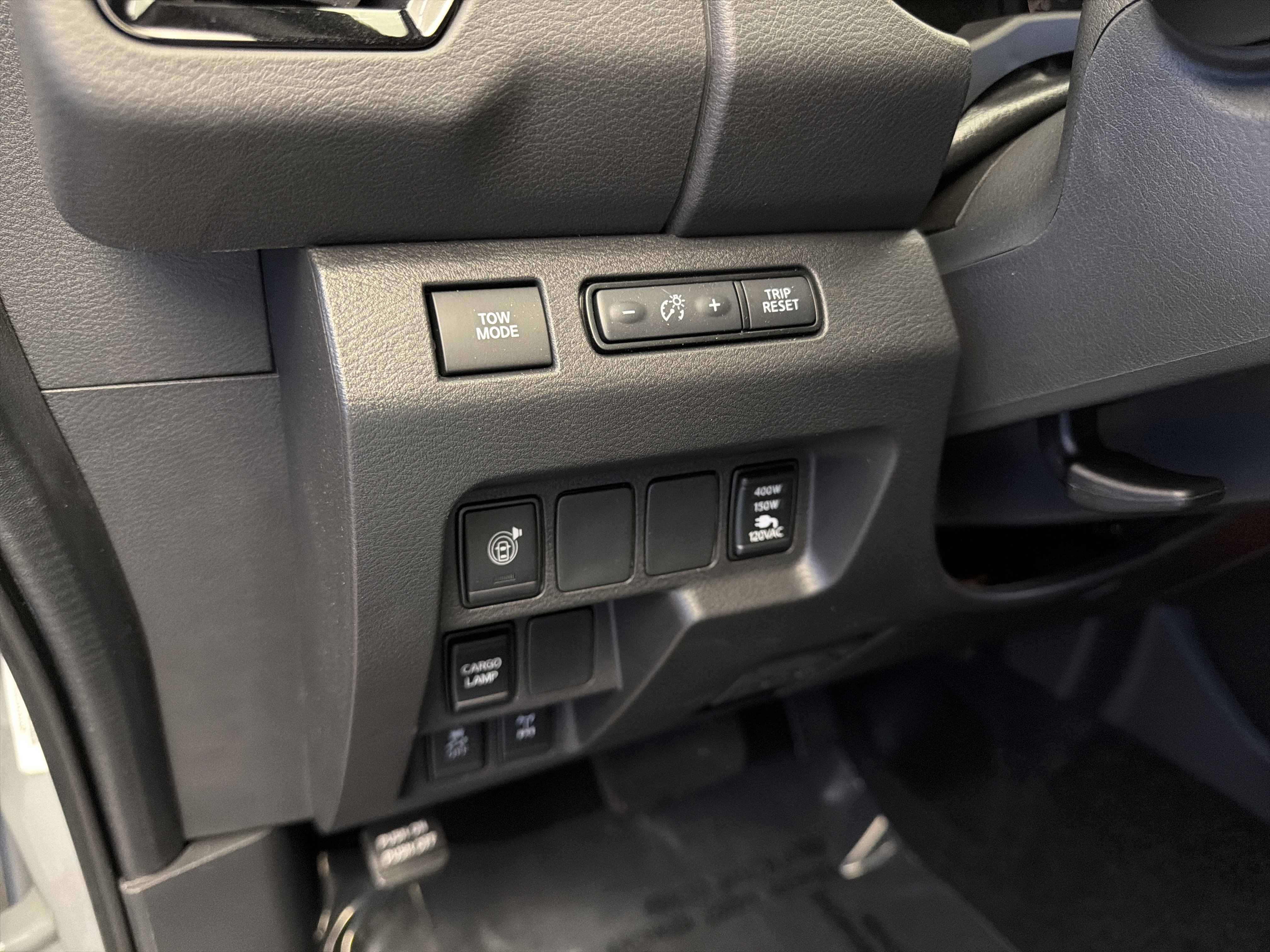 Used 2026 Gray Nissan Crew Cab PRO-4X 4x4 image 15