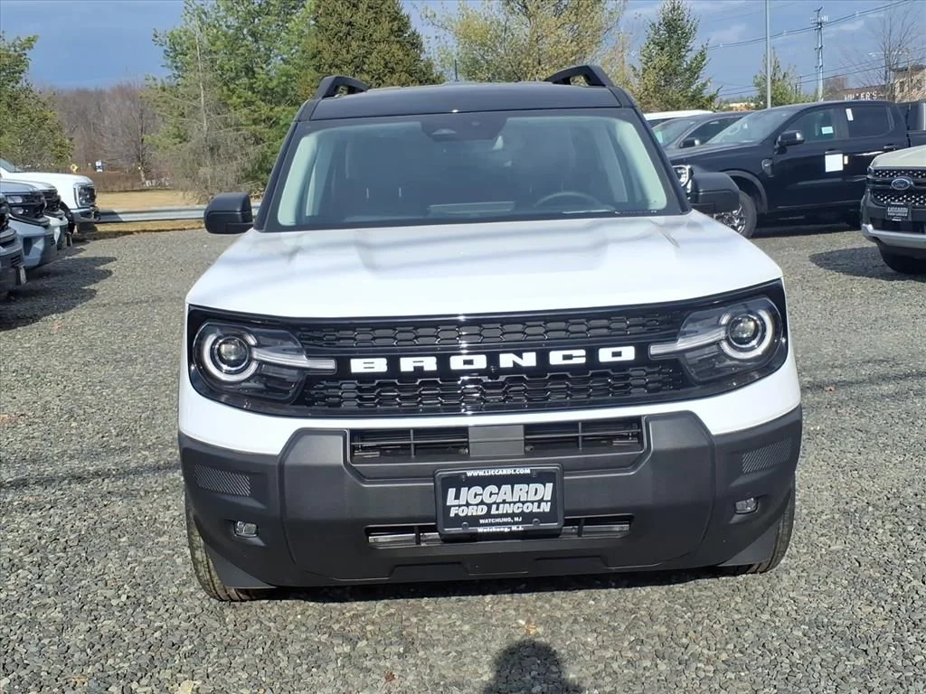 New 2026 White Ford Outer Banks image 2